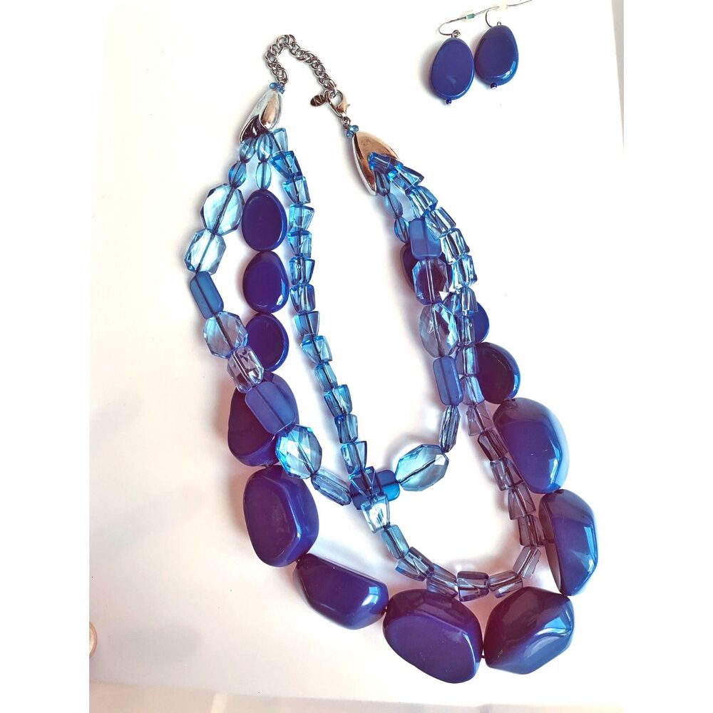 Napier Chunky Necklace and Earrings Set Blue Acrylic and Faceted Beads